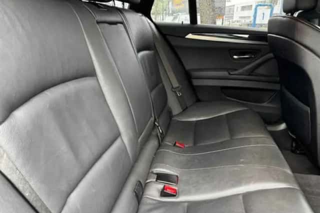 BMW 5-Serie (2012) thumbnail 6