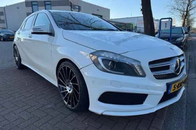 Mercedes-Benz A-Klasse (2013) thumbnail 1