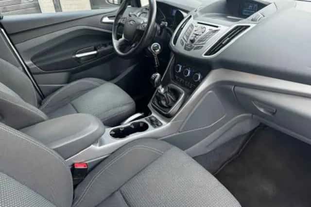 Ford C-Max (2013) thumbnail 3