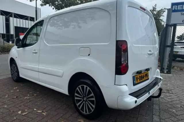 Peugeot Partner (2018) thumbnail 2