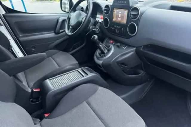 Peugeot Partner (2018) thumbnail 3