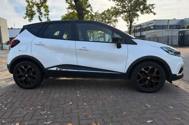 Renault Captur (2018) thumbnail 4