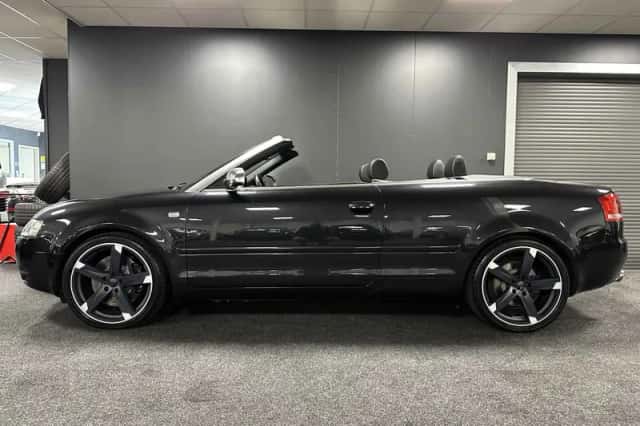 Audi A4 (2004) thumbnail 2