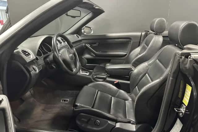 Audi A4 (2004) thumbnail 6