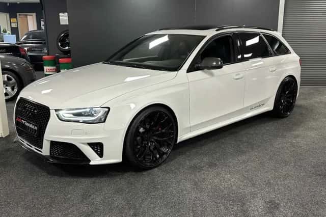 Audi RS 4 (2013) thumbnail 3