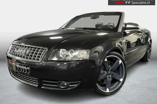 Audi S4 (2004) thumbnail 1