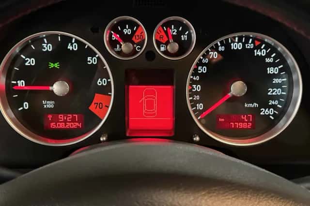 Audi TT (2002) thumbnail 4