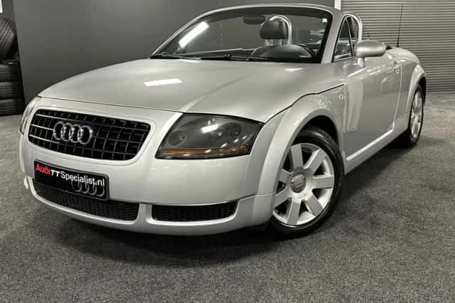 Audi TT (2004) thumbnail 2