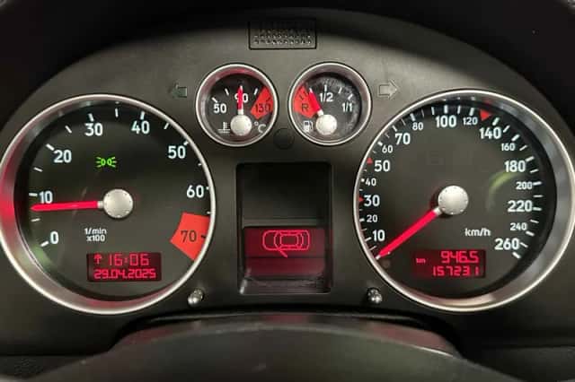 Audi TT (2000) thumbnail 6