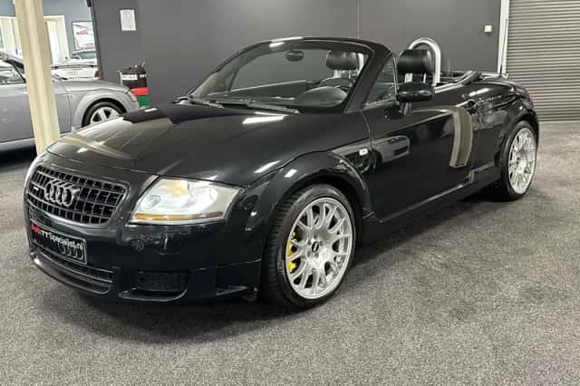 Audi TT (2004) thumbnail 2