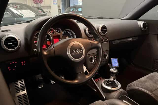 Audi TT (2006) thumbnail 5