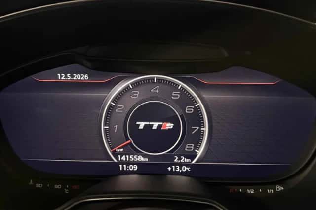 Audi TT (2015) thumbnail 4