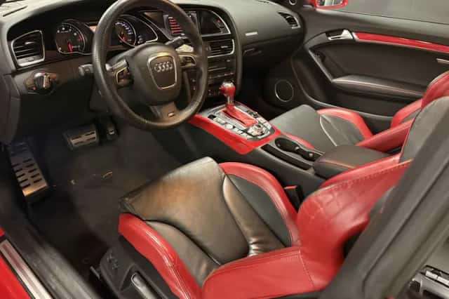 Audi A5 (2010) thumbnail 6
