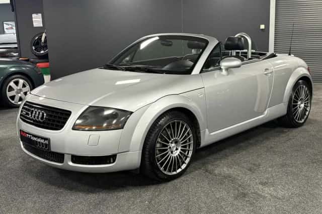 Audi TT (2000) thumbnail 2