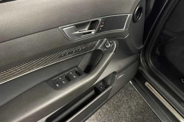 Audi A6 (2010) thumbnail 5