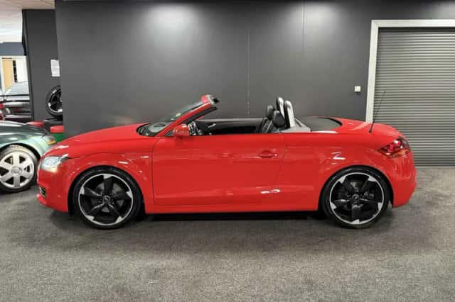 Audi TT (2007) thumbnail 2