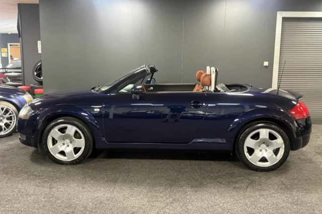 Audi TT (2001) thumbnail 2