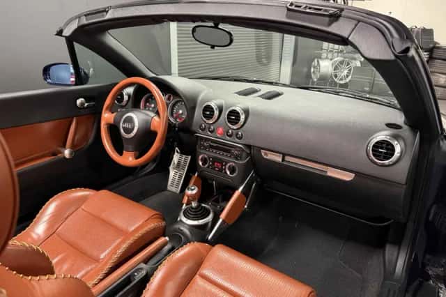 Audi TT (2001) thumbnail 5