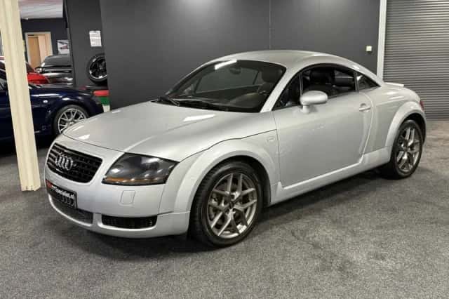 Audi TT (2001) thumbnail 3