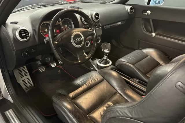 Audi TT (2001) thumbnail 5