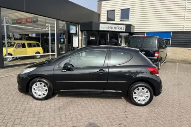 Peugeot 207 (2010) thumbnail 3