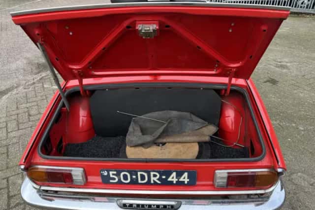 Triumph Spitfire (1974) thumbnail 6