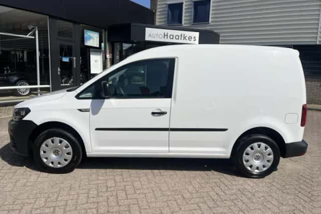 Volkswagen Caddy (2017) thumbnail 3