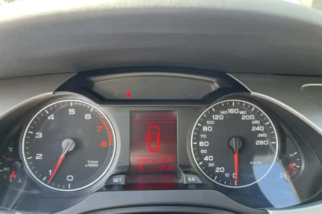 Audi A4 Allroad (2010) thumbnail 4