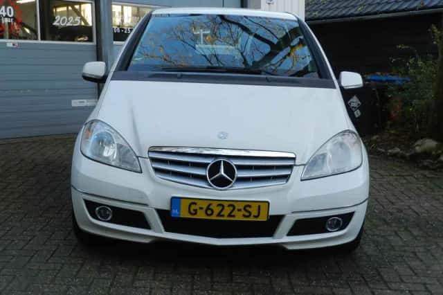 Mercedes-Benz A-Klasse (2010) thumbnail 4