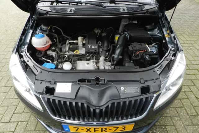 Škoda Fabia (2014) thumbnail 5