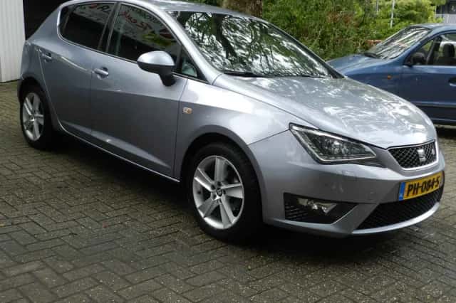 SEAT Ibiza (2017) thumbnail 5