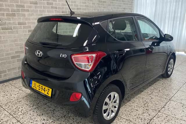 Hyundai i10 (2016) thumbnail 3