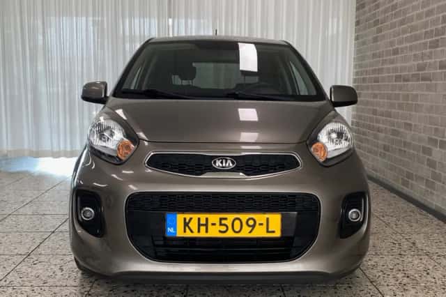 Kia Picanto (2016) thumbnail 4
