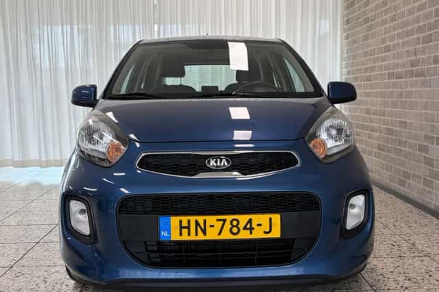 Kia Picanto (2016) thumbnail 4