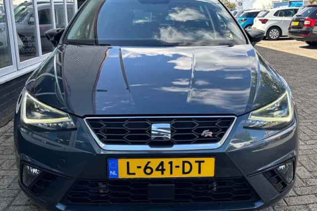 SEAT Ibiza (2019) thumbnail 3