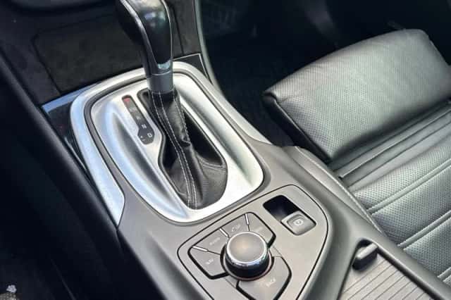 Opel Insignia (2012) thumbnail 4
