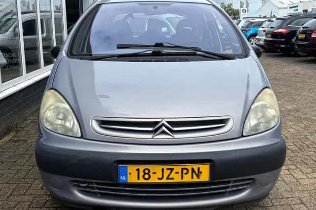 Citroën Xsara Picasso (2002) thumbnail 3