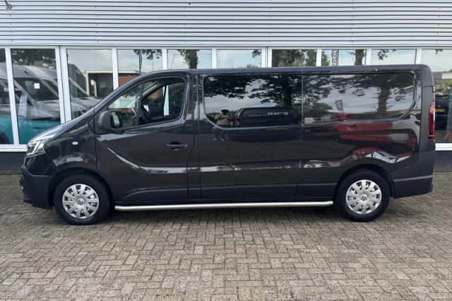 Renault Trafic (2020) thumbnail 5