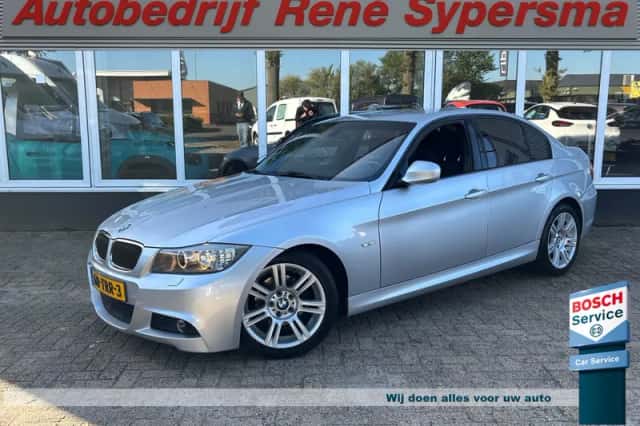 BMW 3-Serie (2012) thumbnail 1