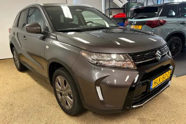 Suzuki Vitara (2025) thumbnail 3