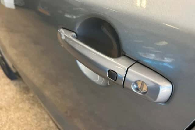 Suzuki Vitara (2021) thumbnail 6