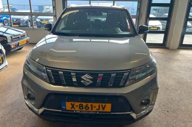 Suzuki Vitara (2024) thumbnail 2