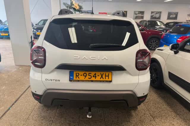 Dacia Duster (2022) thumbnail 6