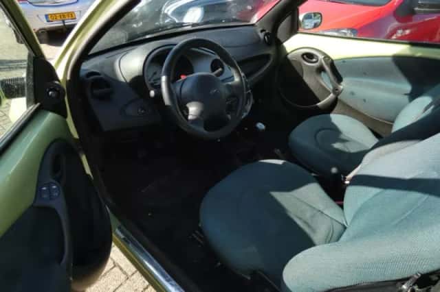 Ford Ka (2005) thumbnail 3