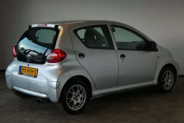 Toyota Aygo (2008) thumbnail 6