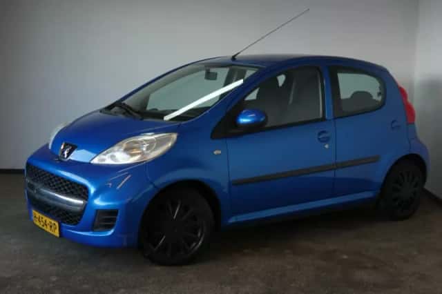 Peugeot 107 (2009) thumbnail 1