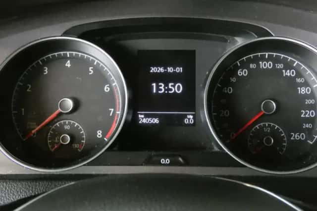 Volkswagen Golf (2014) thumbnail 5