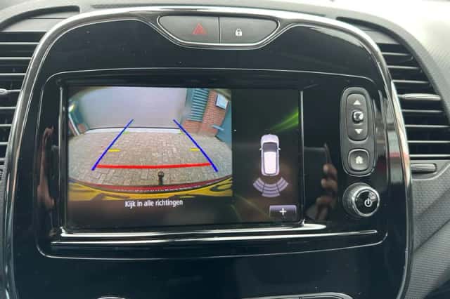 Renault Captur (2016) thumbnail 6
