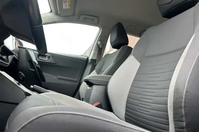 Toyota Auris (2017) thumbnail 4