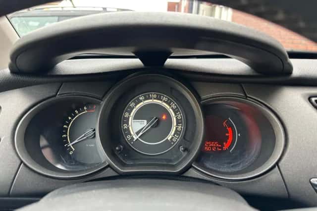 Citroën C3 (2016) thumbnail 5